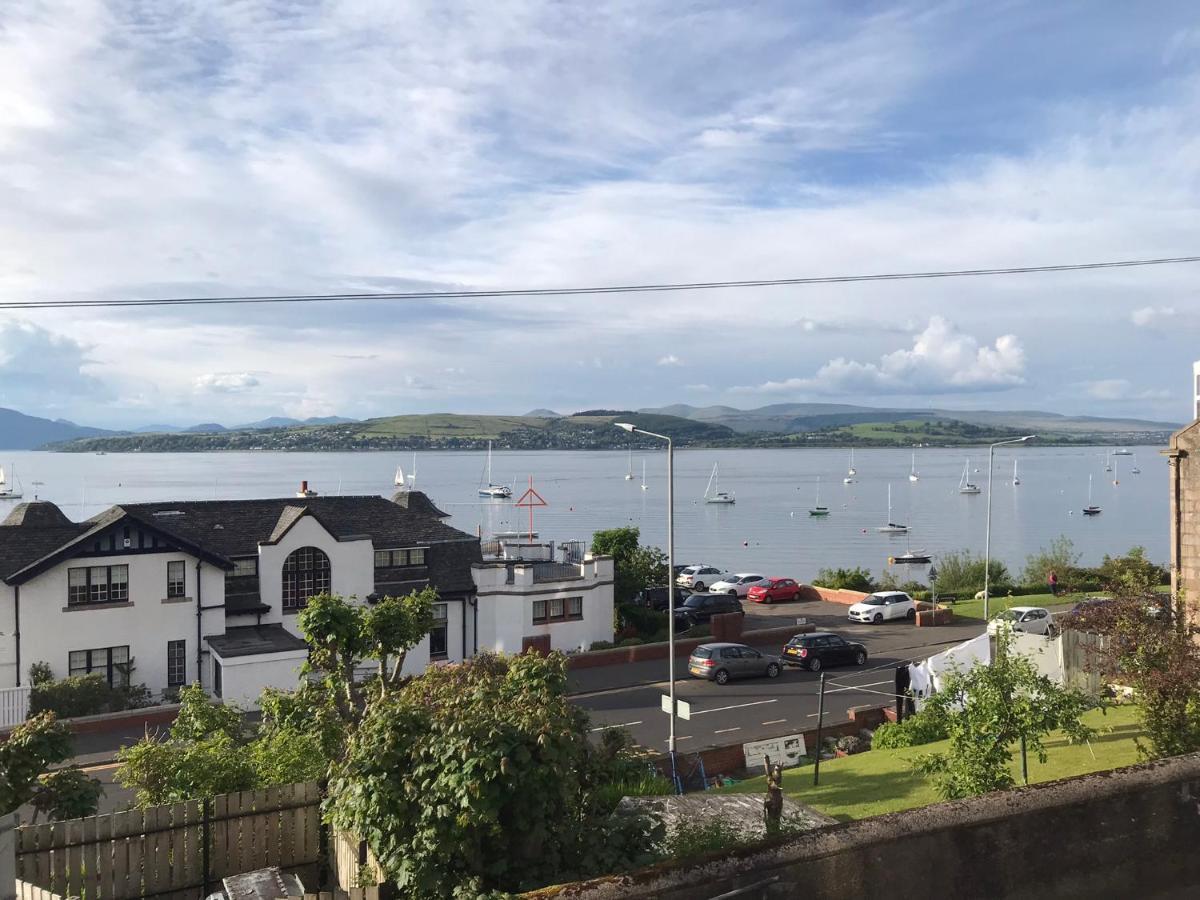 Beautiful 3-Bed Apartment In Gourock Exterior photo